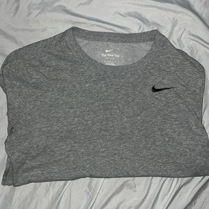 Nike Dry-Fit Tee (Medium)